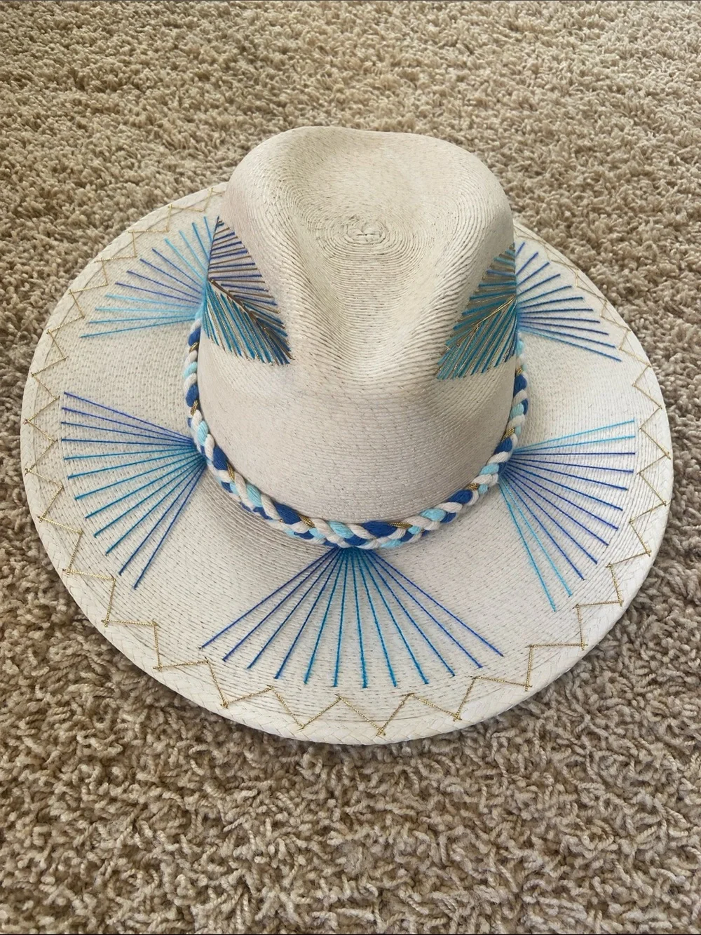 Corazon hat NWOT